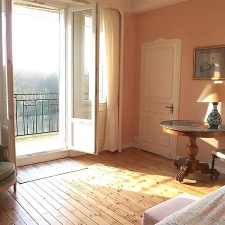 Maison De Famille De Charme En Pleine Nature En Bord De Riviere A 20 Min D'angers 빌라 Seiches-sur-le-Loir