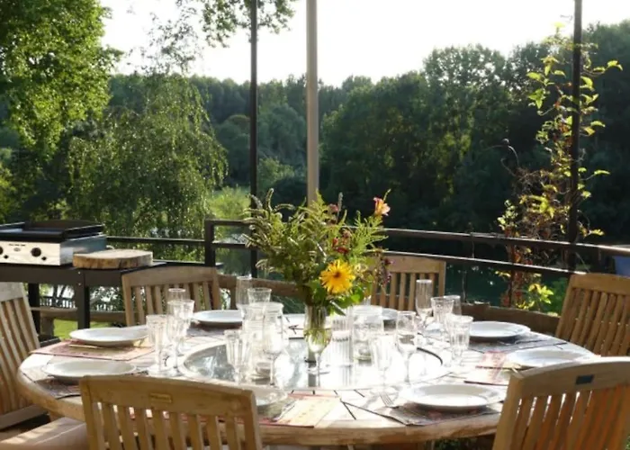 Maison De Famille De Charme En Pleine Nature En Bord De Riviere A 20 Min D'angers *