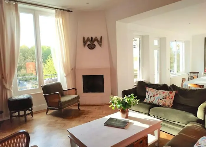 Вилла Maison De Famille De Charme En Pleine Nature En Bord De Riviere A 20 Min D'angers *