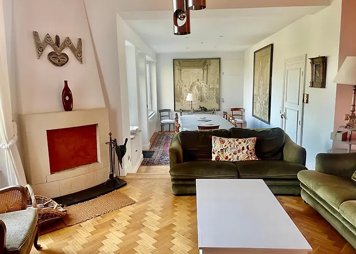 Maison De Famille De Charme En Pleine Nature En Bord De Riviere A 20 Min D'angers Seiches-sur-le-Loir